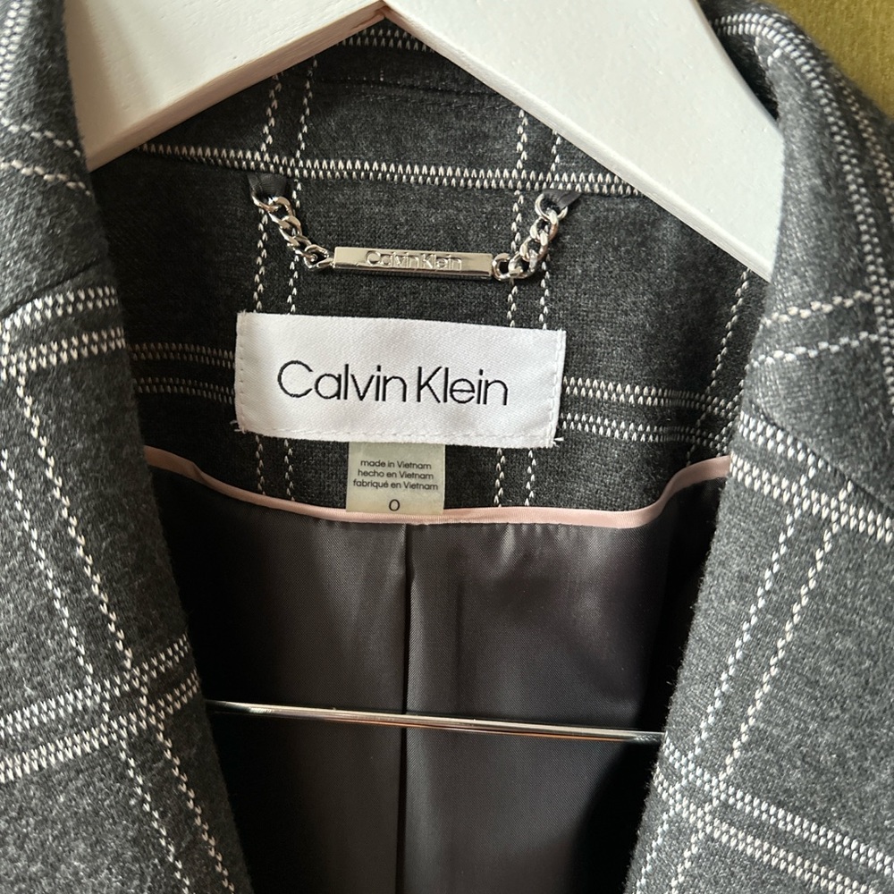 Blazer - Picture 5 of 8